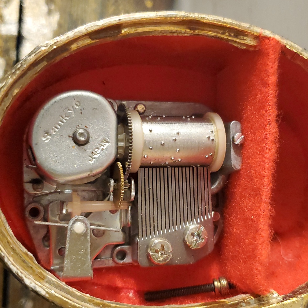 Vintage Hummel Boy music box - Picture 3 of 12